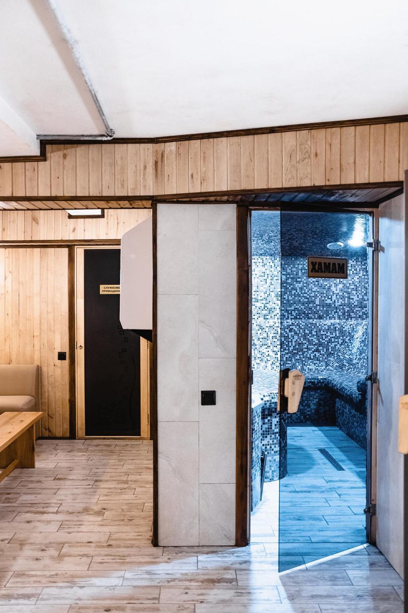 Geography Hotel Veresneve Exterior photo